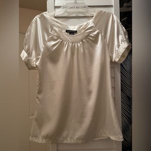 Women’s cream blouse